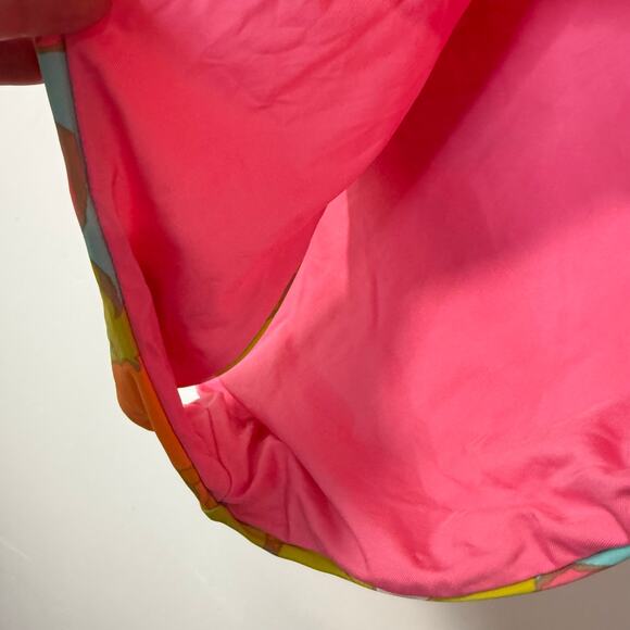 Trina Turk Playa Long Sleeve Paddle One Piece Swimsuit Multi Floral Pink Large - Picture 8 of 8